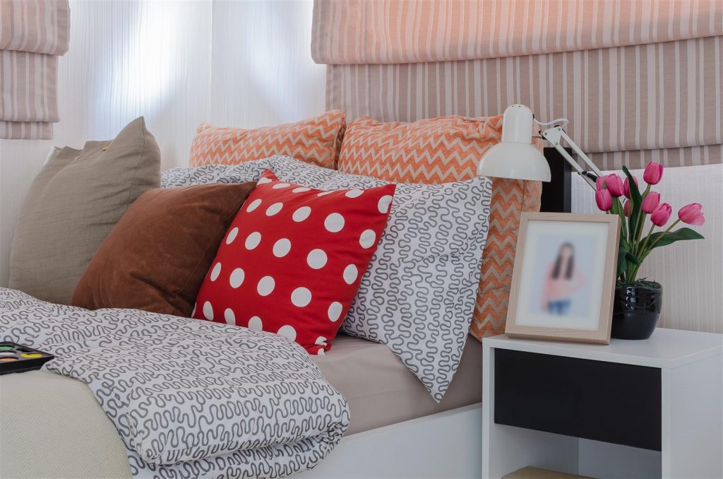 mim_pr16028_textalks_image-3_bedroom-large