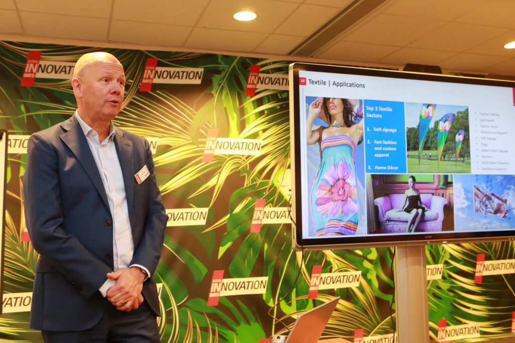 Marc Verbeem vertelt over de verschillende oplossingen die Mimaki biedt op als het gaat om printen op textiel.