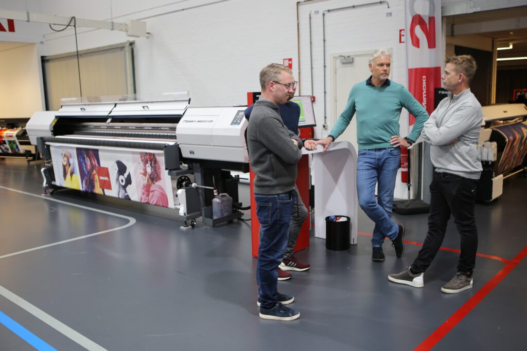 De nieuwe TS330-3200DS dye-sublimatieprinter was ook te bewonderen.