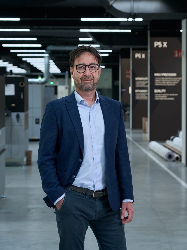 Andrea Riccardi, hoofd product management Graphics & Textile bij de Durst Group