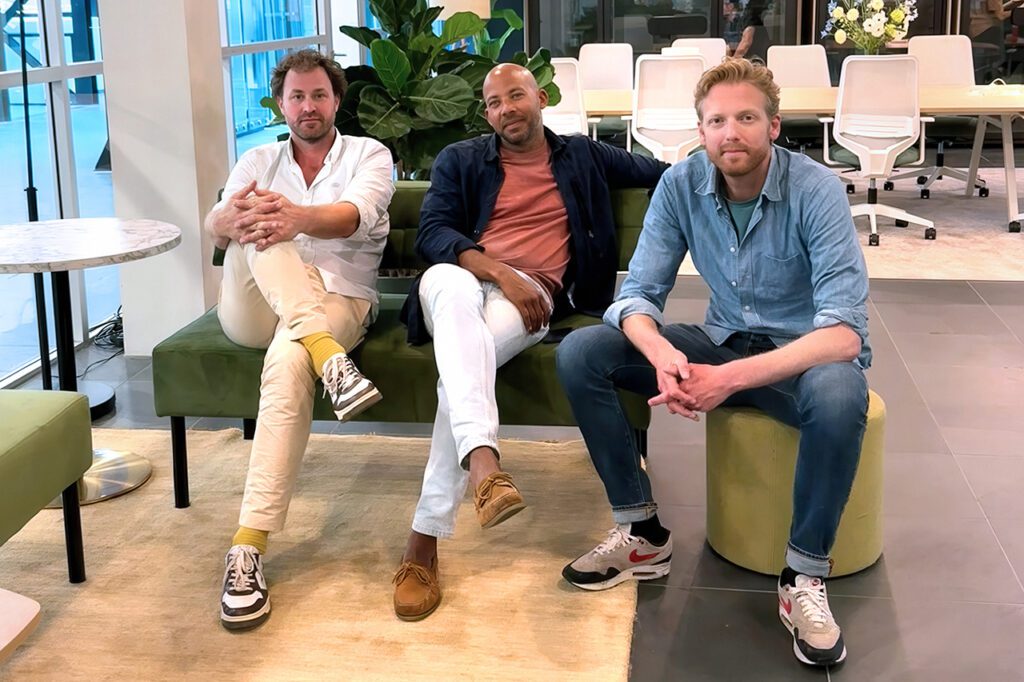 Drie Nederlandse bedrijven bundelen hun krachten: AI Opener, Artific en AI Ready.