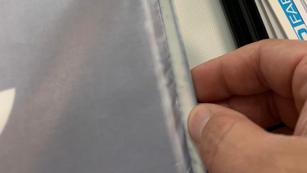 Inktmigratie waarbij de pvc-strip als katalysator fungeerde.