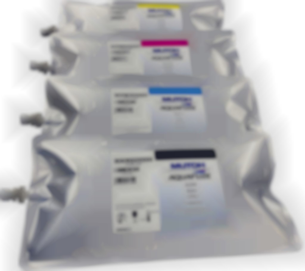 De inktpatronen worden gevuld met inktzakken met een inhoud van 1 liter.