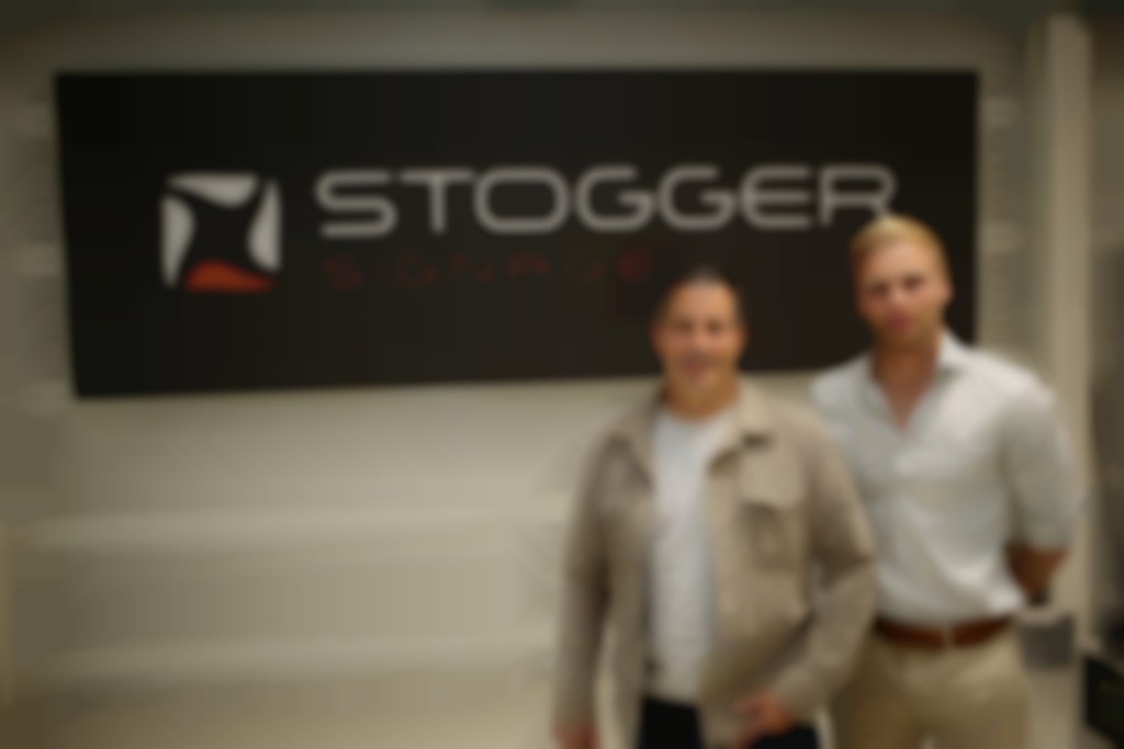 Marcel van Aarle (links) en Myhron Werts: “Stogger Signage ontwikkelt verlichtingsoplossingen voor de signindustrie en SignDeal is een van de afnemers.”