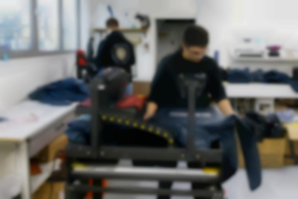 Het drukken op textiel maakt deel uit van het aanbod.